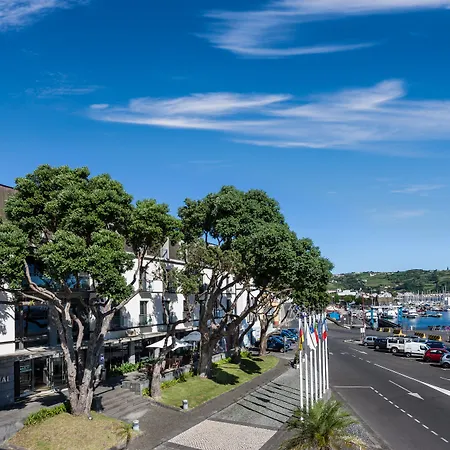 Do Canal Horta (Azores)