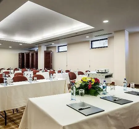 Do Canal 4* Horta (Azores)