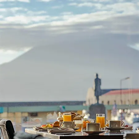 Do Canal Horta (Azores)