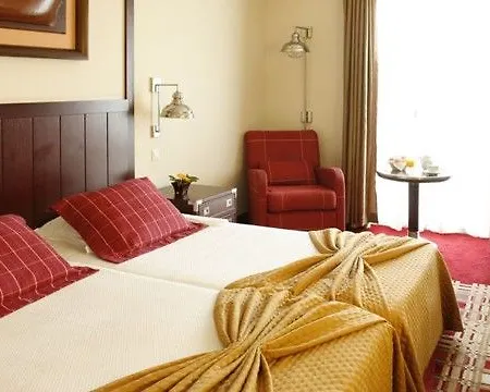 Do Canal Hotel 4*