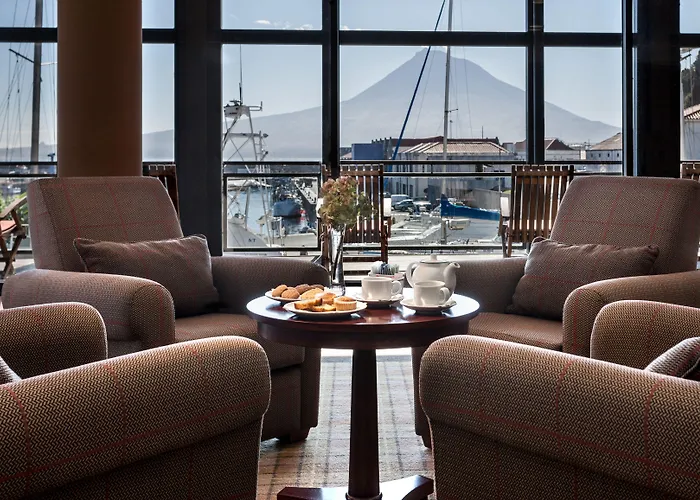 Do Canal Hotel Horta (Azores)